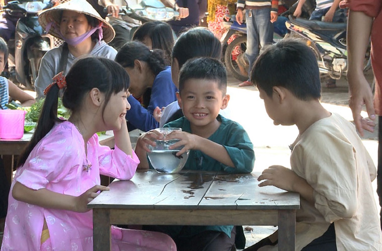 bo oi minh di dau the xung dot vi choi ca hinh anh 1